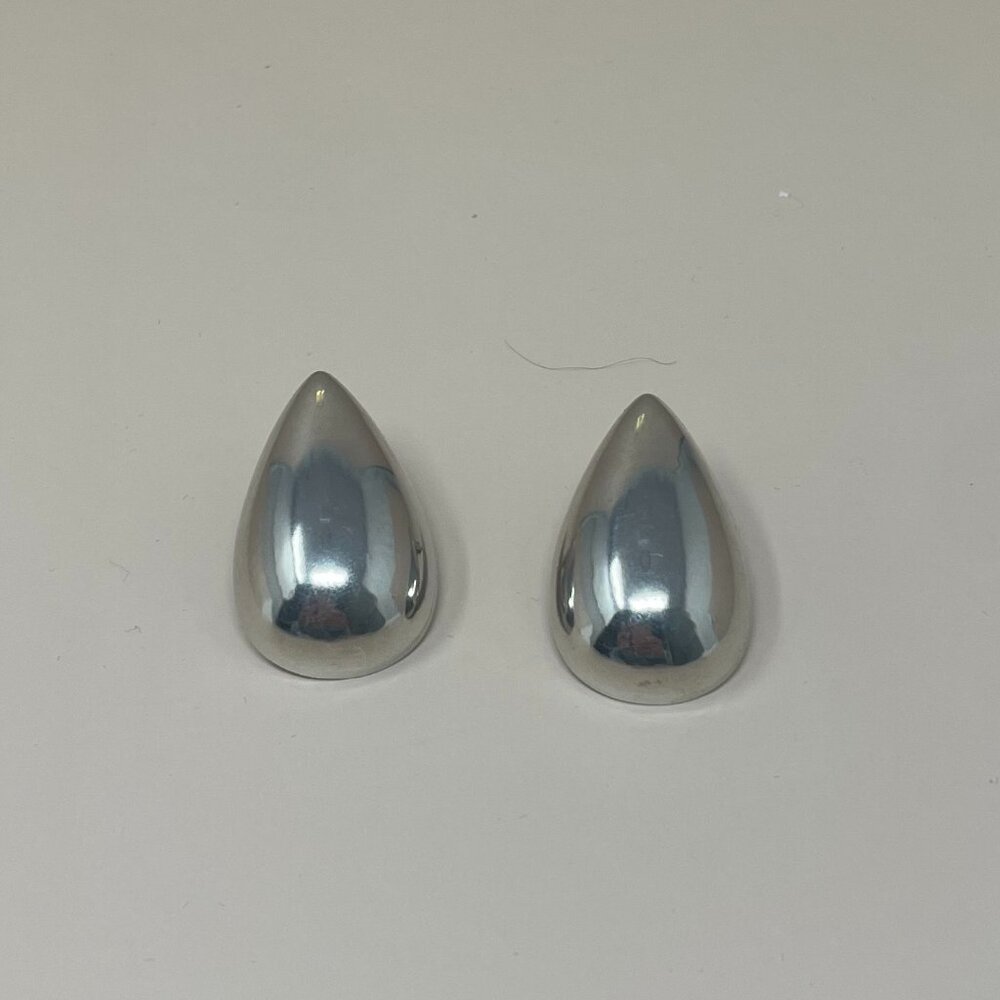Bracha | Odette Drop Earrings in Silver